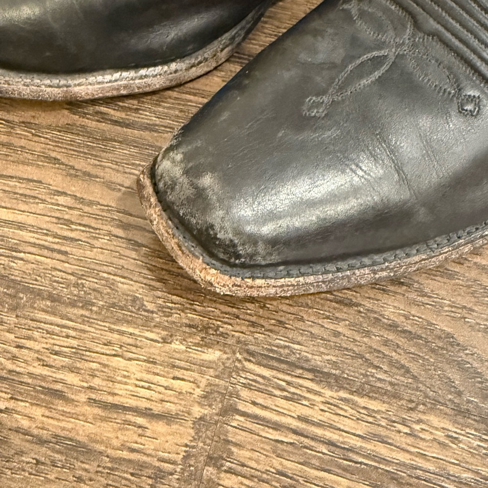 Men’s Black Leather Cowboy Boots - Picture 8 of 8